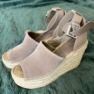 Nordstrom Marc Fisher Adalyne Multi Suede Tan sandal Size 8